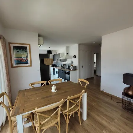 Havre De Paix 4 Etoiles, 2 Pieces Calme Et Lumineux A 100 Metres De La Lejlighed *